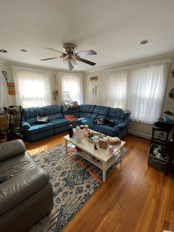 Living room with hardwood floors at Costa Rica